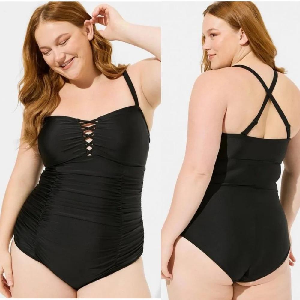 NWT Torrid Slim Fix Wireless Lattice Front One Piece Swimsuit Black 4X Bathing
